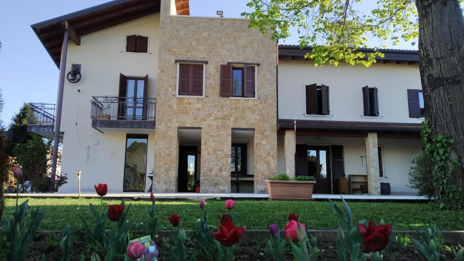 Corte Meridiana Colognola ai Colli Eksteriør billede